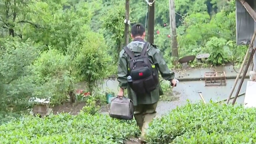 石门县南北镇镇长刘欣：六天仅睡五个小时 只为村民一个都不能少