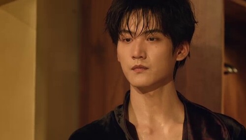 《炽夏》第8集看点：属于你的玫瑰