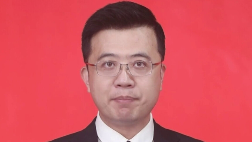 新华社消息｜习近平同缅甸总统敏昂莱共同出席合作文件签字仪式