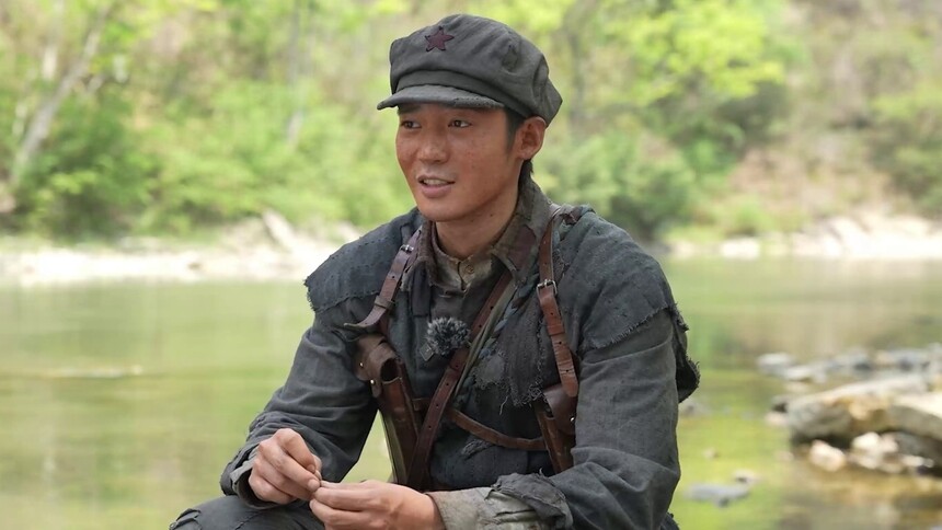 《四渡》战火中的青春特辑 于适王天辰等青年演员演绎红军战士群像