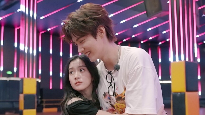 炽夏角色番综第3期：默契考验全面升级！包上恩周柯宇挑战女团舞