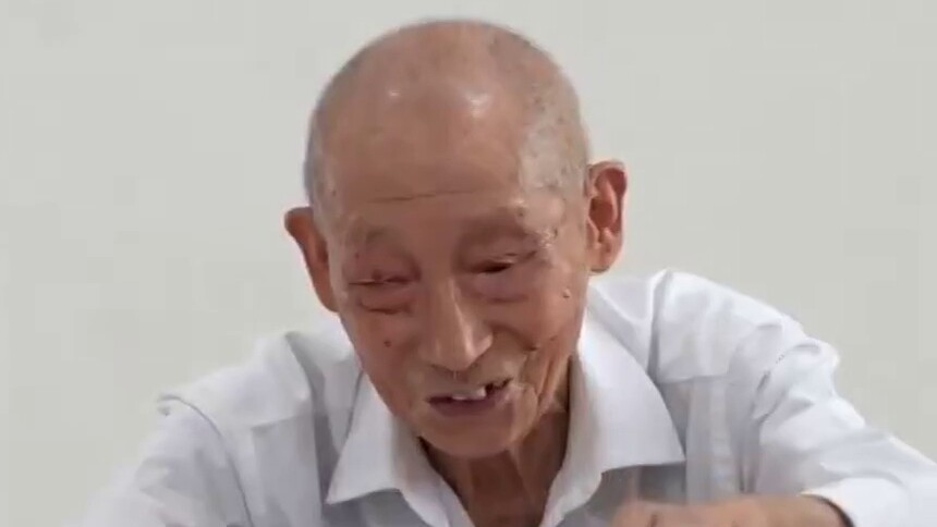97岁老党员曹扬成获评全国优秀共产党员 61年党龄·400场宣讲·30万字笔记写满信仰！