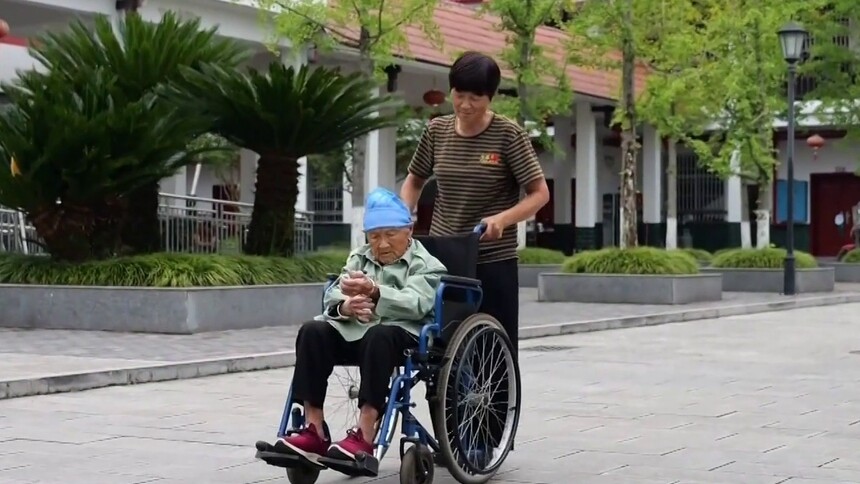 贺晓英：四十年坚守光荣院 用心守护优抚老人