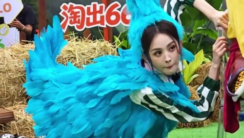 娜扎超萌孔雀公主花絮
