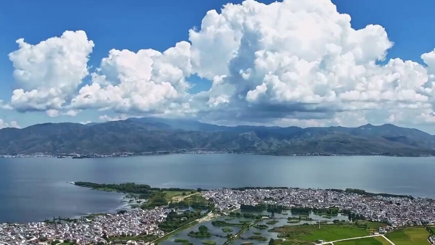 “栖居苍洱”一体化乡村旅居激活大理文旅新动能
