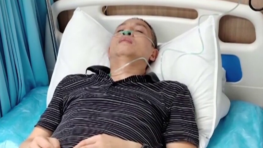 拎着十多个灭火器往火里冲 “湖南好人”张新良再次挺身而出