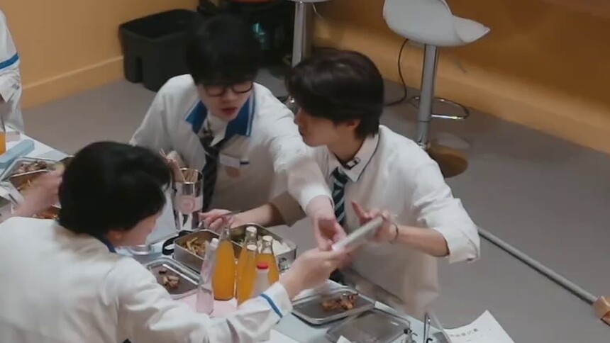 李佑川还是吃了经验不足的亏