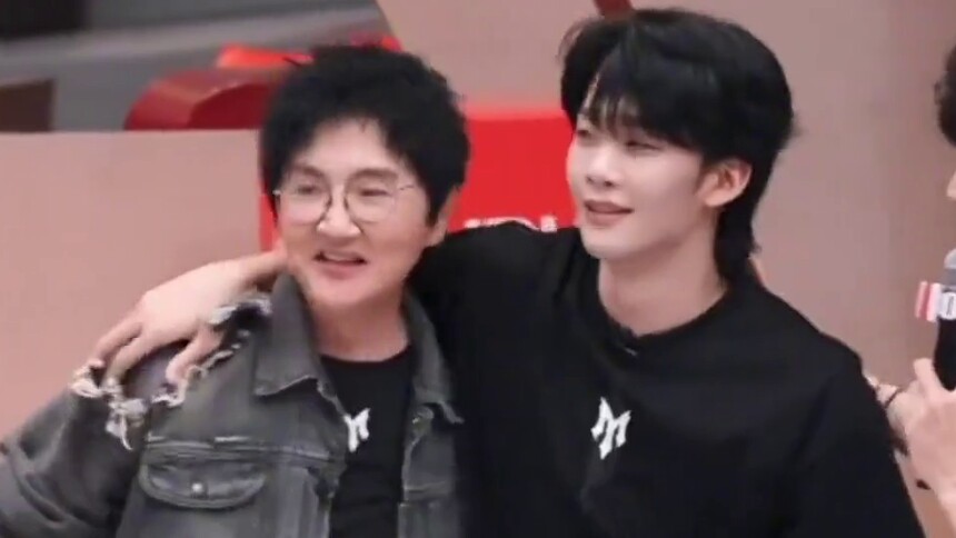 刷刷综X披荆斩棘2026：从节目到演唱会 王赫野孙楠“售后”到位！