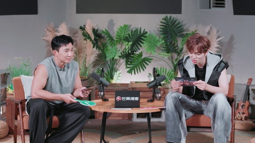 《滚烫夜话》10月7日看点：刘畊宏把朋友小狗遛出肌肉？ 管健嘉晨回忆组建乐队往事
