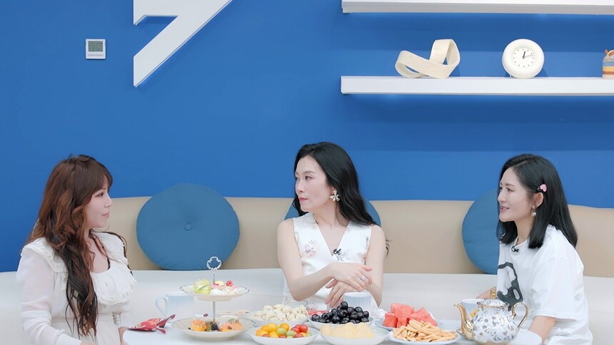 维妮娜执念上乘风 连续三年向节目组自荐
