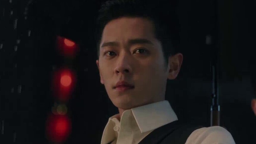 《玉簟秋》第1集看点：虞君沉沦雨夜初遇，审讯现场真威胁遇上真反骨