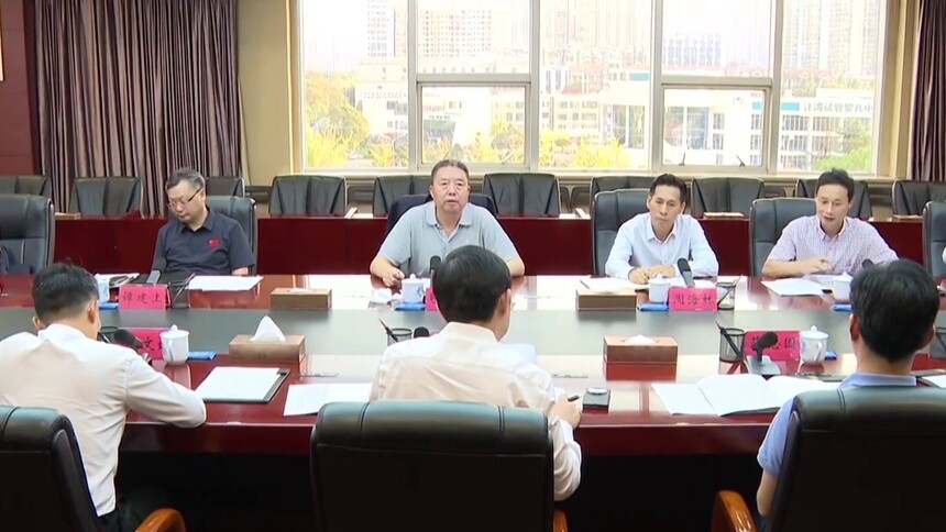 毛万春在长沙市开福区协商座谈 大力推进城市更新 不断提升城市品质